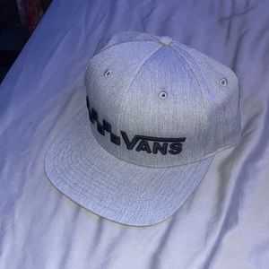 Grey vans hat